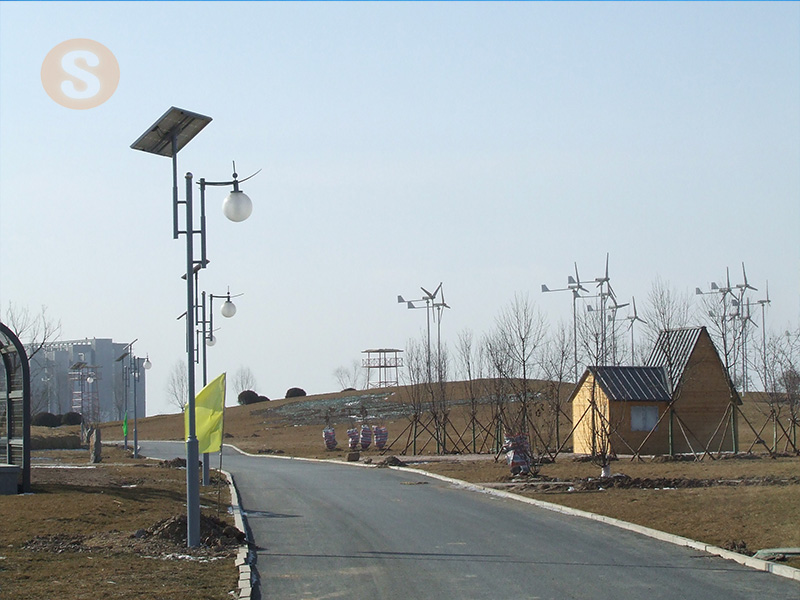 錦州市世博園太陽(yáng)能路燈工程688基